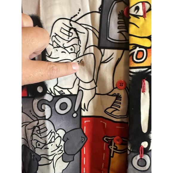 Duck Story Shirt Mens XL Red Cartoon Boxing Duck Graphic Button Up 90s Style - Picture 4 of 6